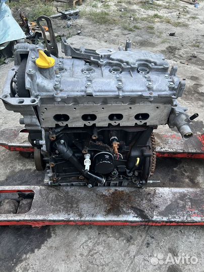 Двигатель F4PC770 1.8л Рено Лагуна 2