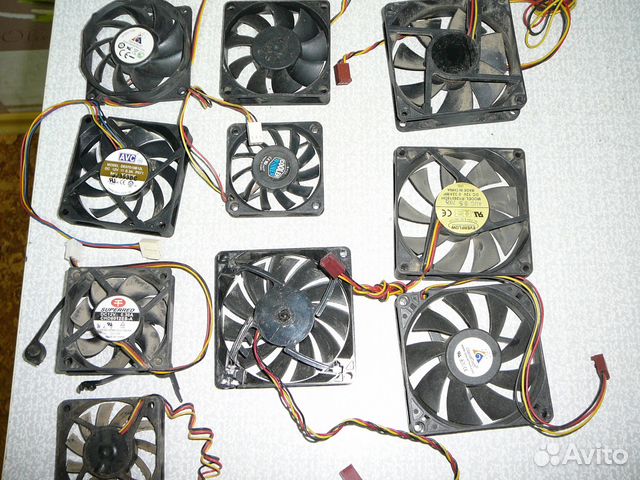 Большой вентилятор мощный блоком питания 12 вольт