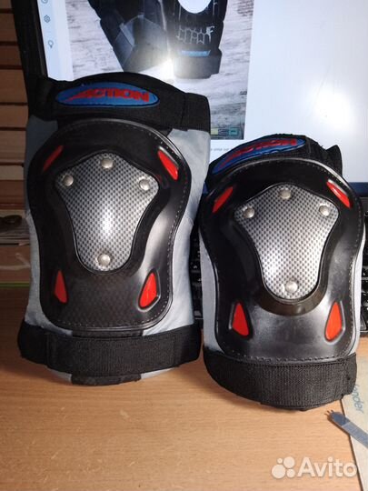 Комплект защиты Action(L )д/велосипеда,роликов