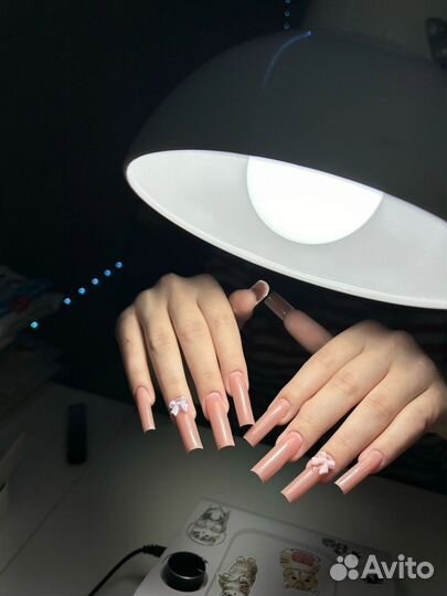 Наращивание ногтей на дому