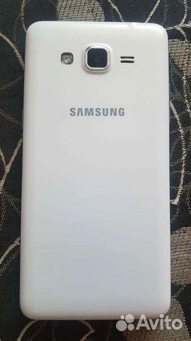 Телефон Samsung