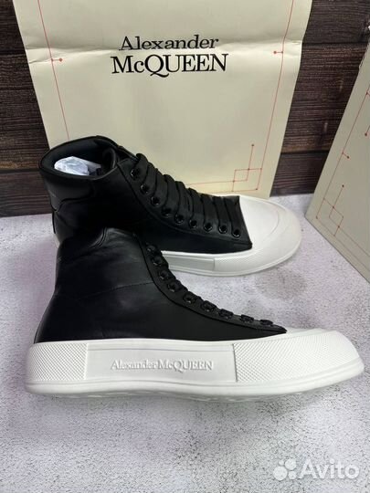 Kpоссовки Alexander McQueen