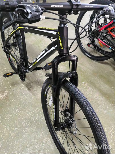 Велосипед 27.5 Avenger shimano