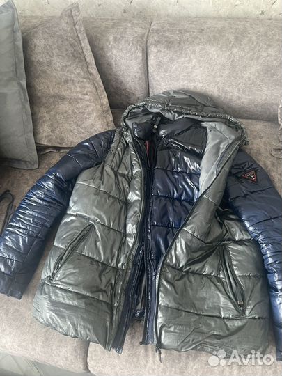 Пуховик, куртка мужская guess