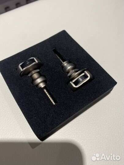 Крепление ремня для гитары Foix FSL-01BK в наличии