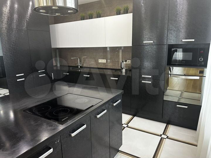 5-к. квартира, 161 м², 17/17 эт.