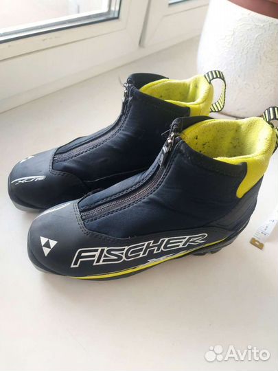 Лыжные ботинки fischer 35