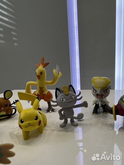 Игрушки пикачу