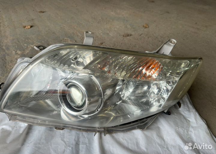 Фары Toyota Corolla Fielder/Axio, комплект