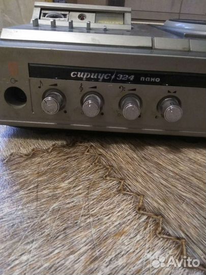 Проигрыватель винила СССР