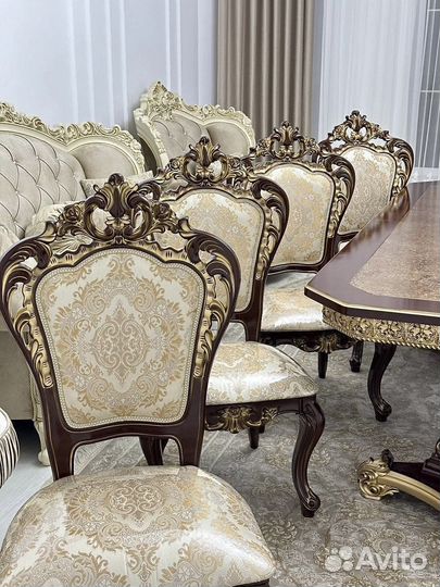 Столы и стулья новые кухонный набор