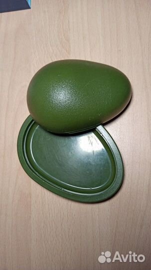 Контейнер для хранения авокадо