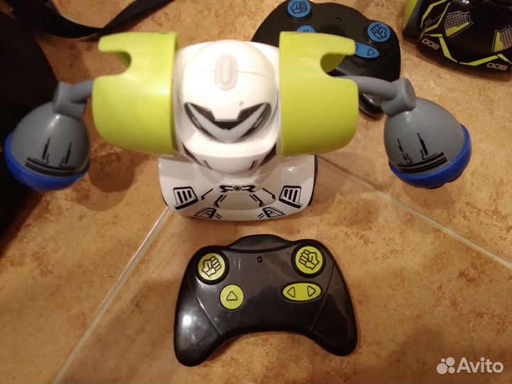 Робот Silverlit ON THE GO Белый и желтый