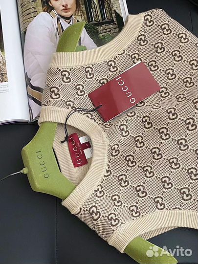 Шерстяной жакет инкрустированный стразами Gucci