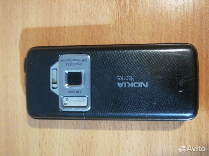 Nokia N82