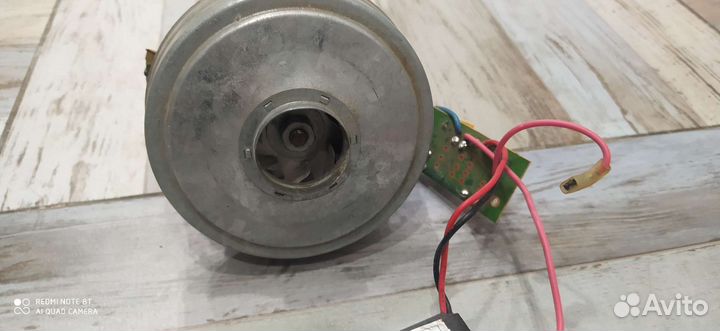 Электродвигатель пылесоса с компрессором