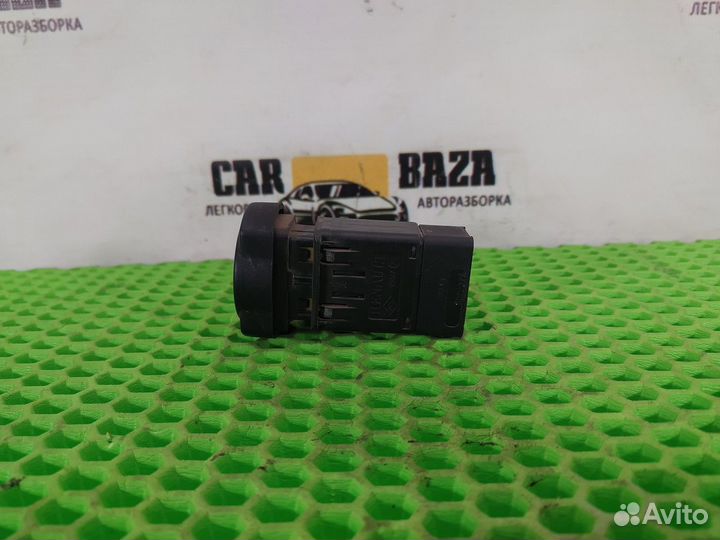 Кнопка аварийной сигнализации