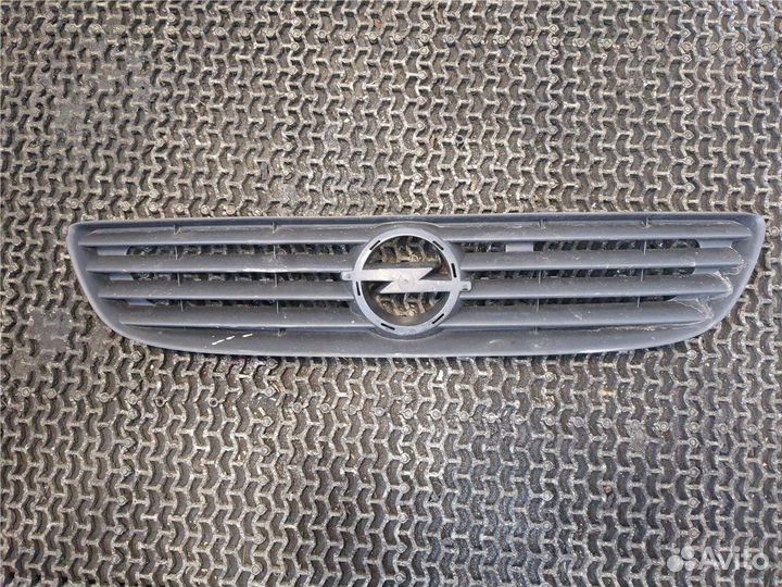 Решетка радиатора Opel Zafira A, 1999
