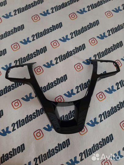 Вставка мультируля Лада Веста