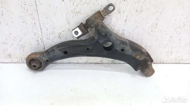 Рычаг передний левый нижний Toyota Camry XV50
