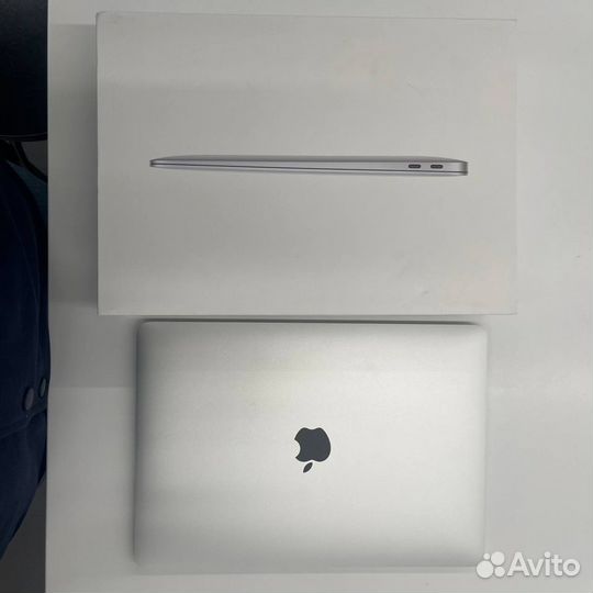 Ноутбук Apple MacBook Air 13