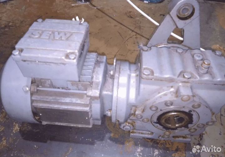 Редуктора /Тельферы /Мотор-Редукторы /лот qwxca 24