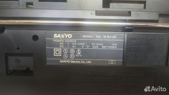 Магнитофон Sanyo M W719F Made in Japan