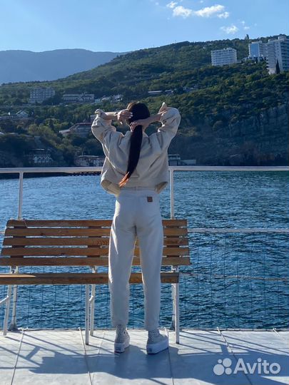 Джинсы бананы zara