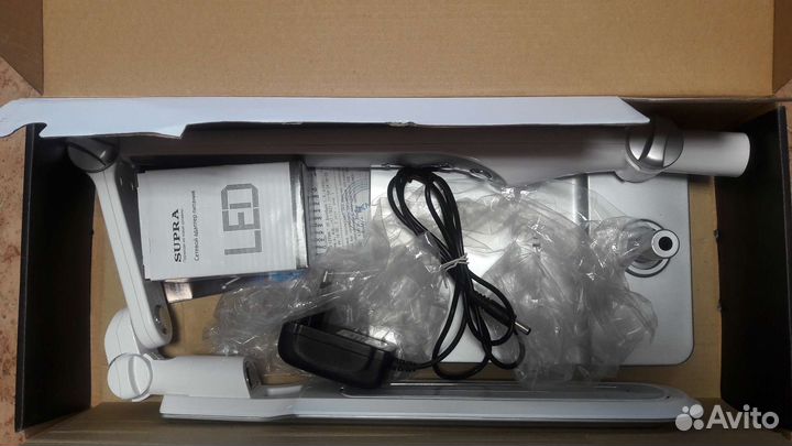 Настольный светодиодный светильник Supra