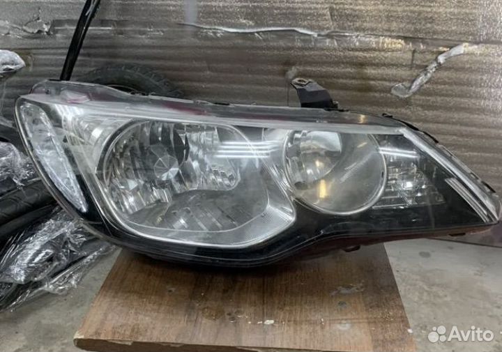 Фара honda civic 4d