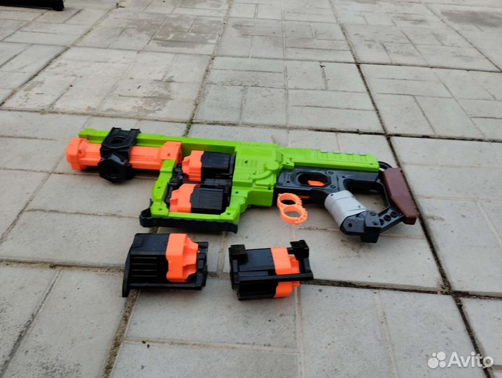 Здравствуйте продаю нёрф новый