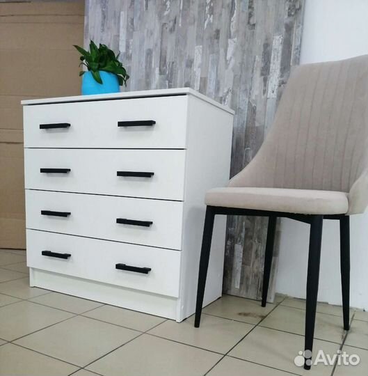 Комод белый