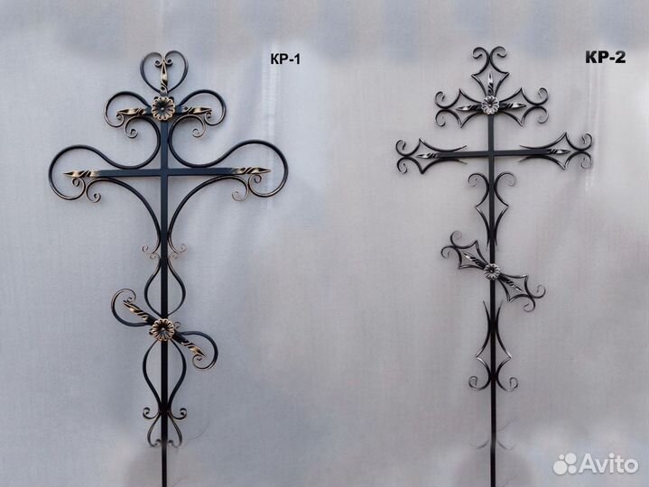 Кованый крест на могилу