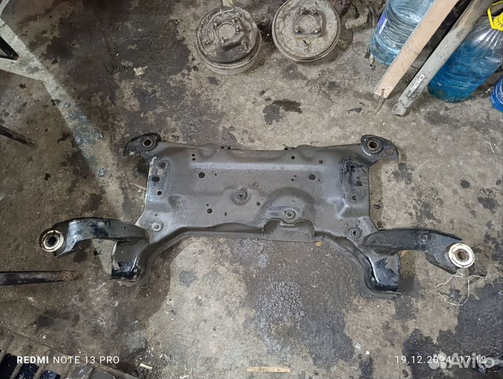 Подрамник передний focus 3