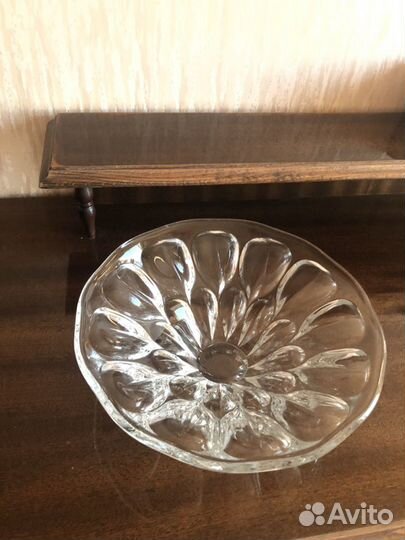 Новая хрустальная ваза для фруктов