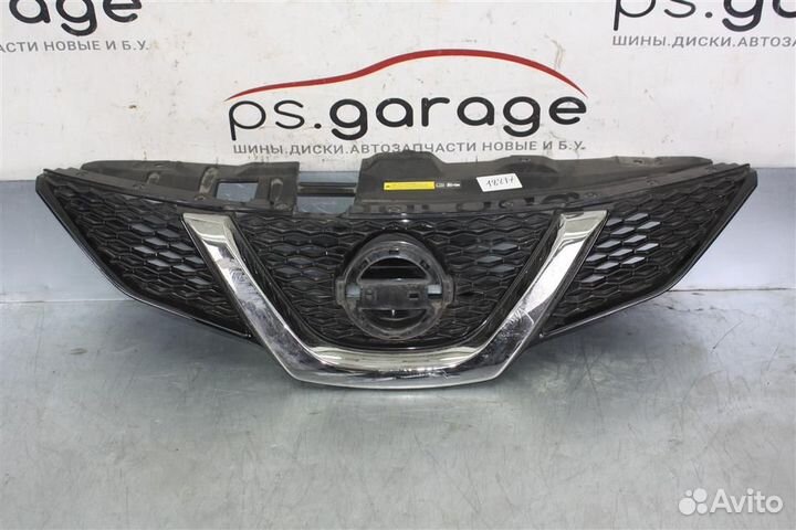 Решетка радиатора Nissan Qashqai J11