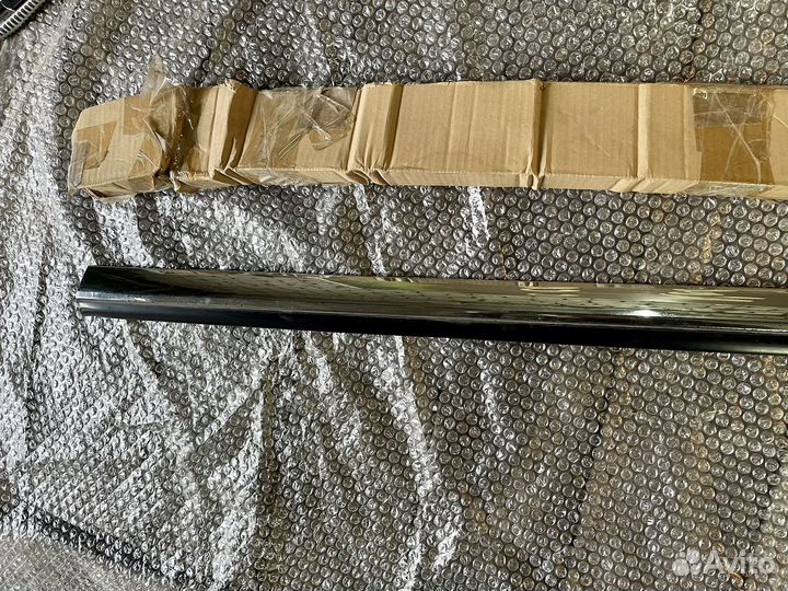 Молдинг передней правой двери infiniti fx35/45 S50