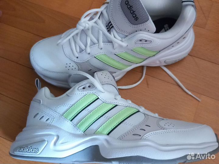 Кроссовки Adidas новые 40.5) 42)