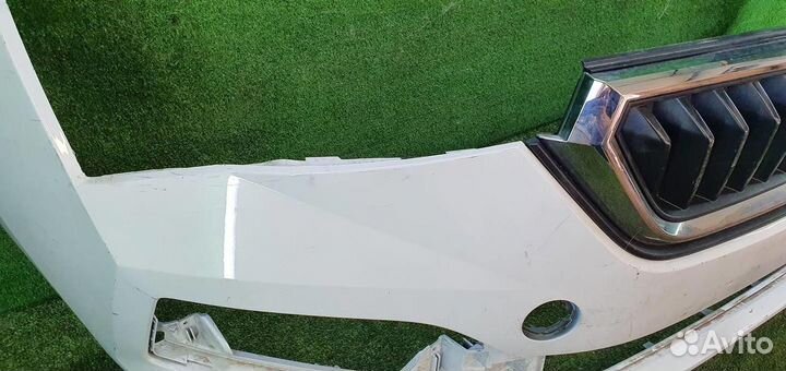 Бампер передний Skoda Rapid