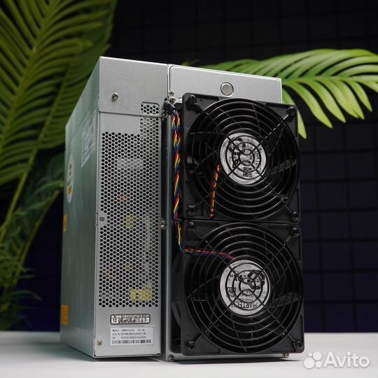 Майнер Antminer S19 90t