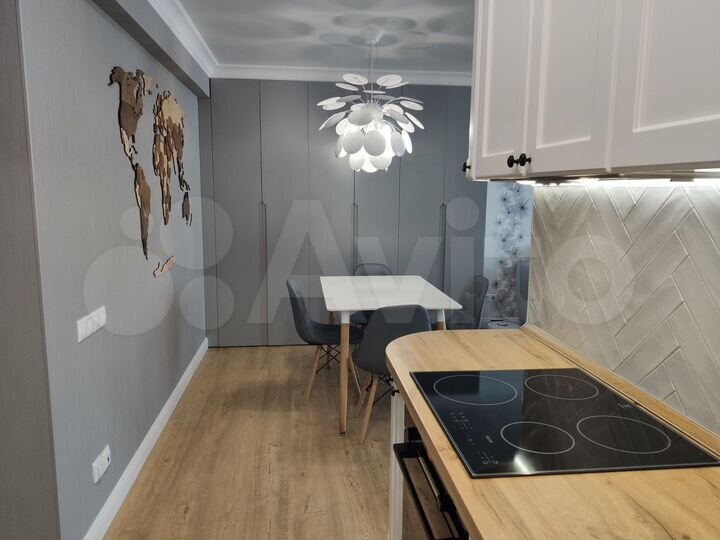 3-к. квартира, 77 м², 2/9 эт.