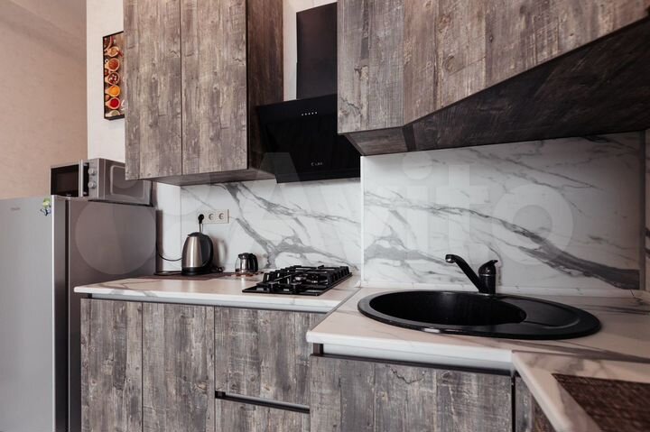 2-к. квартира, 52 м², 2/8 эт.