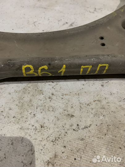 Рычаг передний правый Volkswagen Passat B6 3c0153d