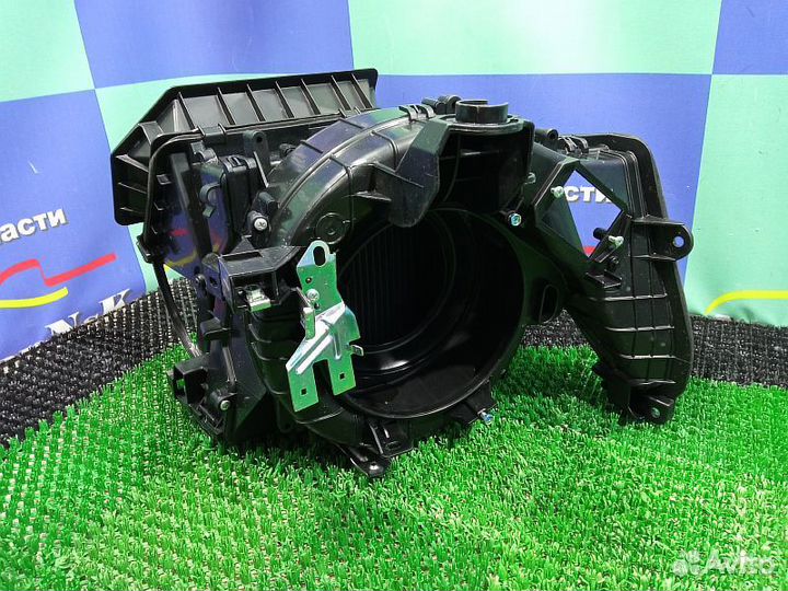 Корпус мотора отопителя Toyota Hilux
