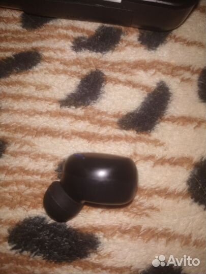 Беспроводные наушники новые