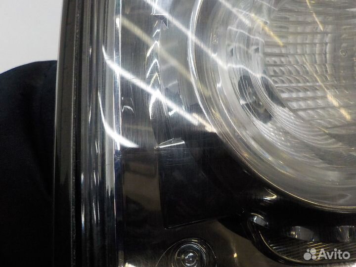 Фонарь задний правый внутренний Nissan Patrol (Y62