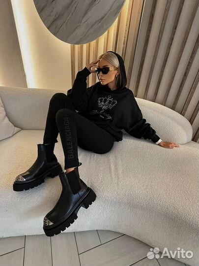 Крутые лосины balenciaga. Худи