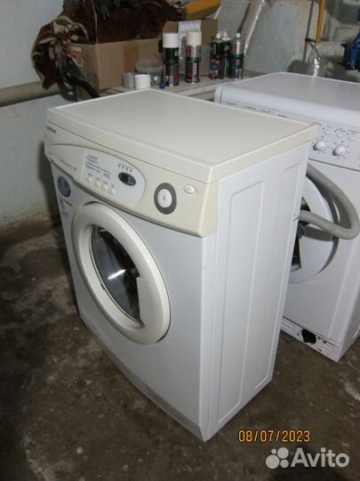 Стиральная машина Samsung(узкая)