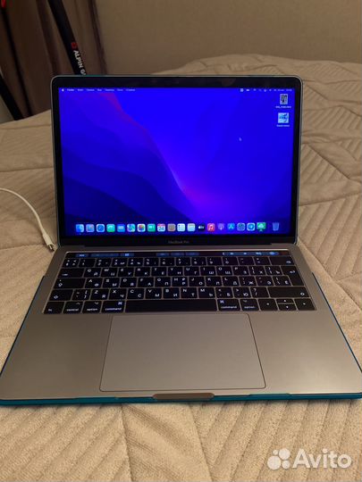 Apple MacBook Pro 13 2016 touchbar