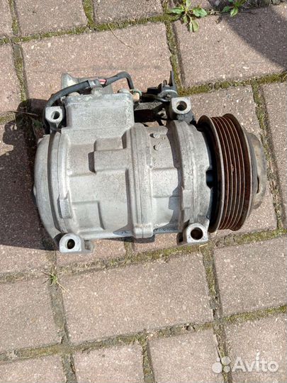 Компрессор кондиционера на мерседес 124